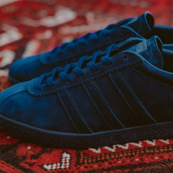 adidas Originals / アディダスオリジナルス】JR2743 TOBACCO - NINDIG