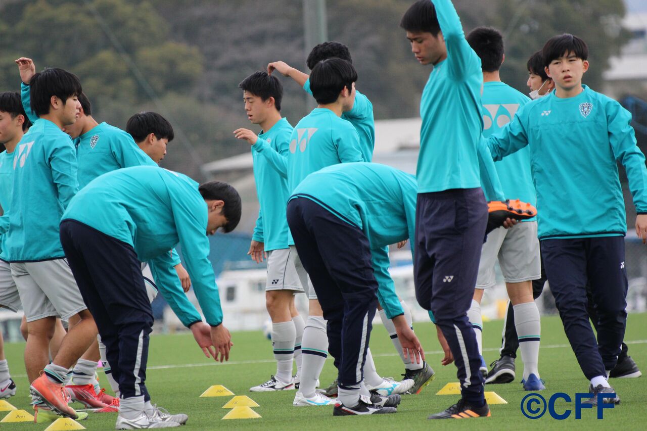 福岡県クラブユース ｕ １７ サッカー大会 決勝 アビスパ福岡ｕ １８ ギラヴァンツ北九州ｕ １８ Cross Football Fukuoka