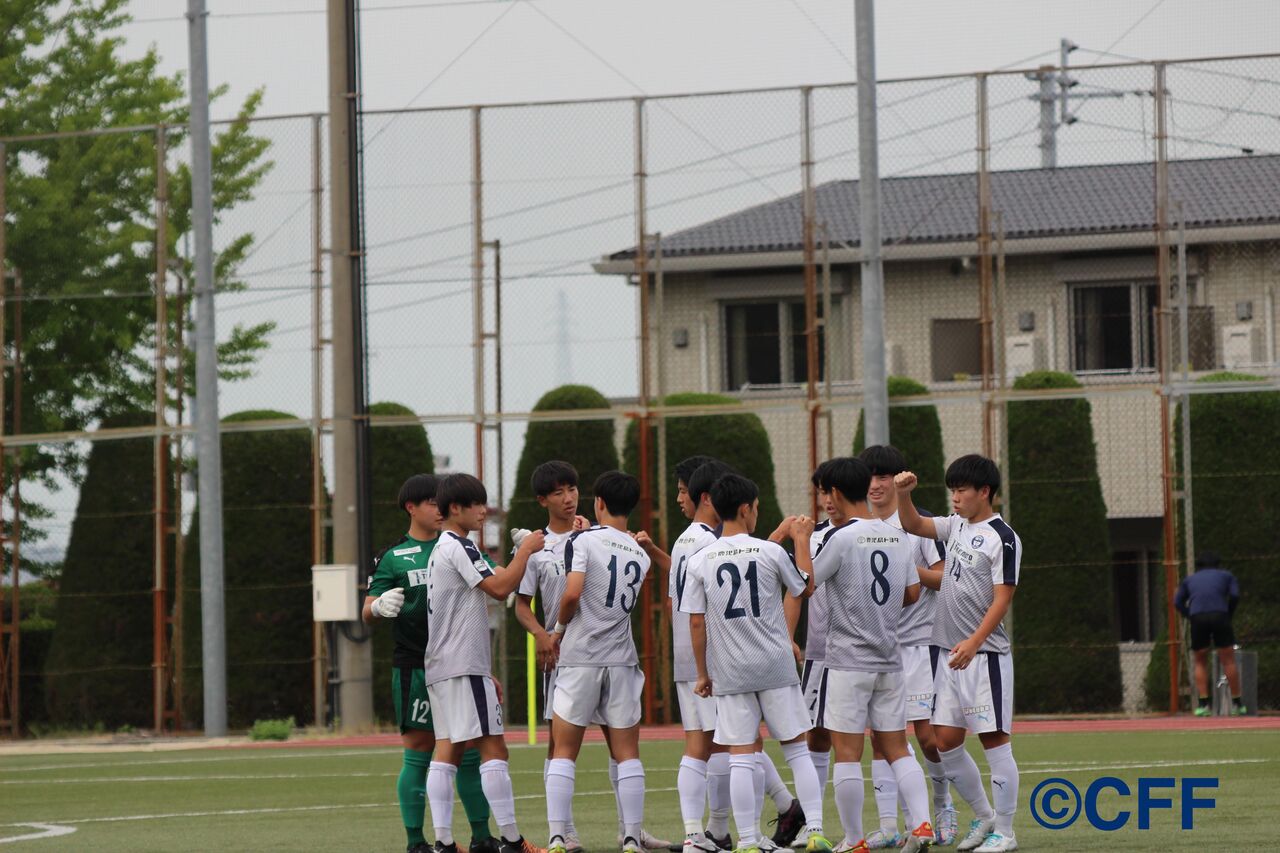 第３３回 九州クラブユースｕ １８サッカー選手権大会 プレーオフ 鹿児島ユナイテッドｆｃ ｕ １８ アビスパ福岡ｕ １８ Cross Football Fukuoka