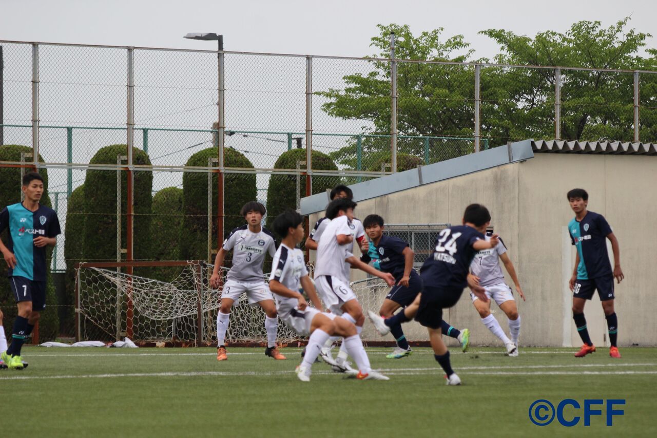 第３３回 九州クラブユースｕ １８サッカー選手権大会 プレーオフ 鹿児島ユナイテッドｆｃ ｕ １８ アビスパ福岡ｕ １８ Cross Football Fukuoka