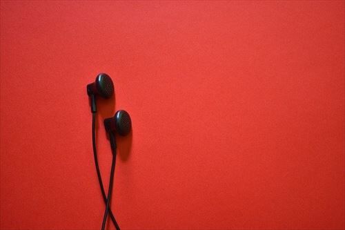 earphone-2639487_640_R