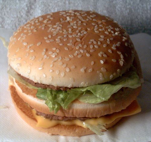 Big_Mac_hamburger_-_Japan_(4)_R