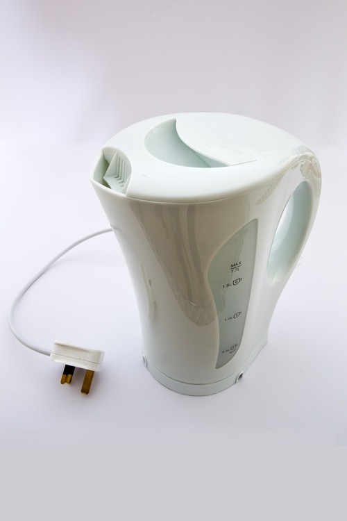 electric-kettle-413744_1280