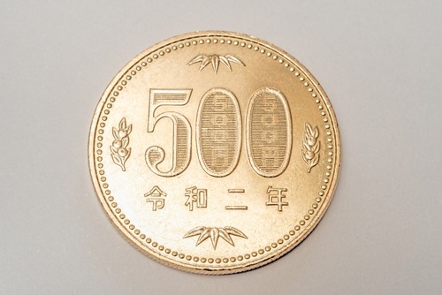 500円