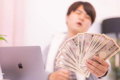 お金欲しい、いい副業教えてくれ