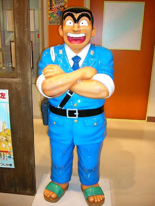 両津「な、なにぃーーーー！？ 布マスク1枚500円だと！？」 町工場の社長「そうなんだよ」