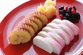 「かまぼこ」年末の価格めぐり論争　「素材や製法にこだわるため値上がり」「便乗値上げです」「そもそも値上がりしていない」