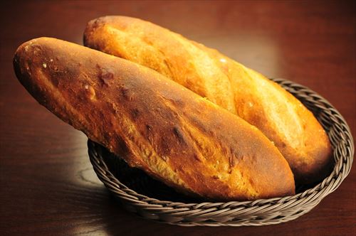 なぜ日本人はフランスパンより食パンなのか