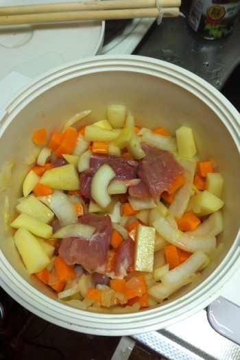 agpiZWViZWUyc2VlchULEgxJbWFnZUFuZFRleHQYsqynCQw