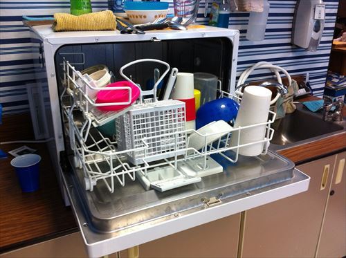 dishwasher-526358_1280_R_R
