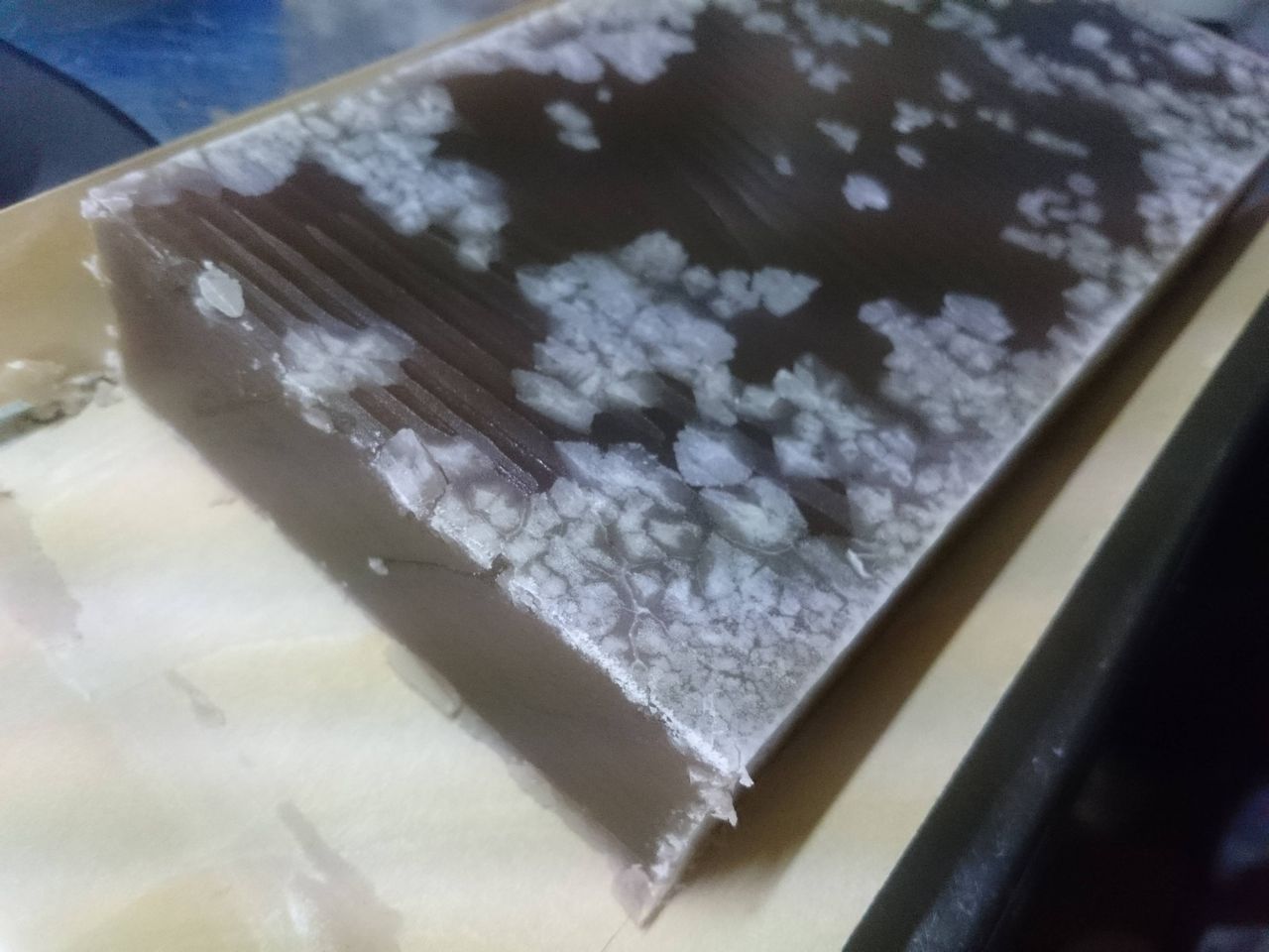 実家から巨大な羊羹送られてきたんだが:お料理速報