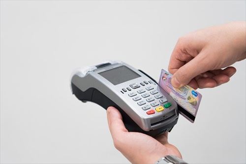 credit-card-machine-4577767_640_R
