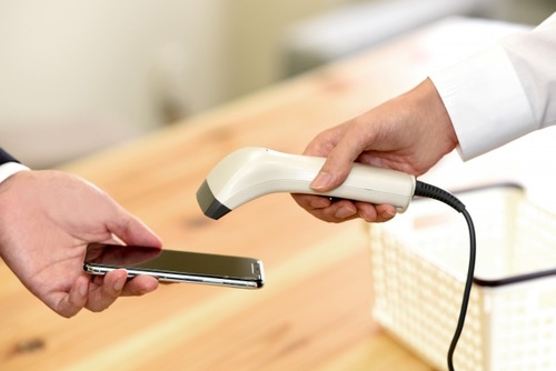 6d68729a5f2218e3a923c58ed2d78822_s