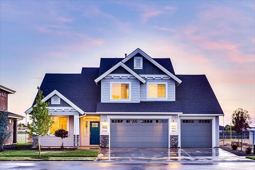 me-house-lights-real-estate-windows_R