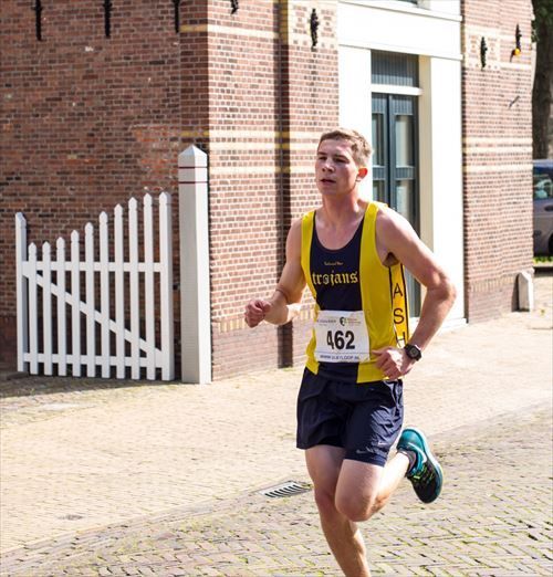 ldutch_sport-441477_R_R