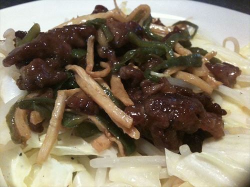 ピーマンとかいう青椒肉絲(ﾁﾝｼﾞｬｵﾛｰｽｩ)でしか使い道のない野菜