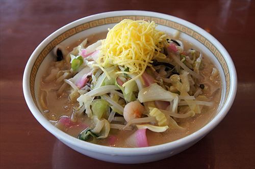 640px-Shikairo_Nagasaki_Japan05s_R