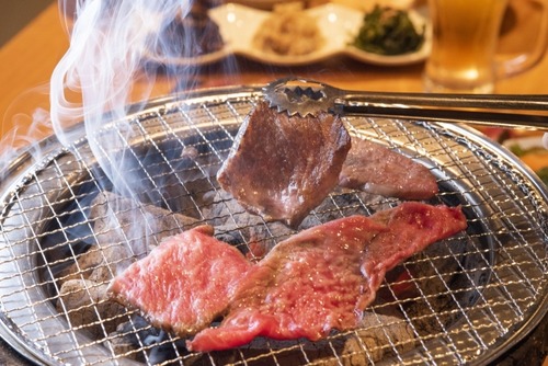 【悲報】ワイ、大食い、焼肉食べ放題(3000円コース)を赤字にさせてしまう