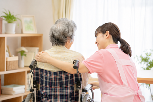 上司「親の介護キツいンゴ…」わい「うちの親はその辺面倒かけないと言ってます」上司「若いなあ」