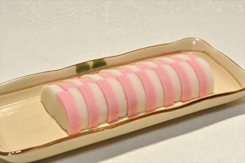 1200px-Kamaboko_001_R