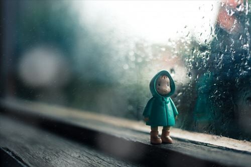 toy_rain_window_raincoat_weather-1388352_R