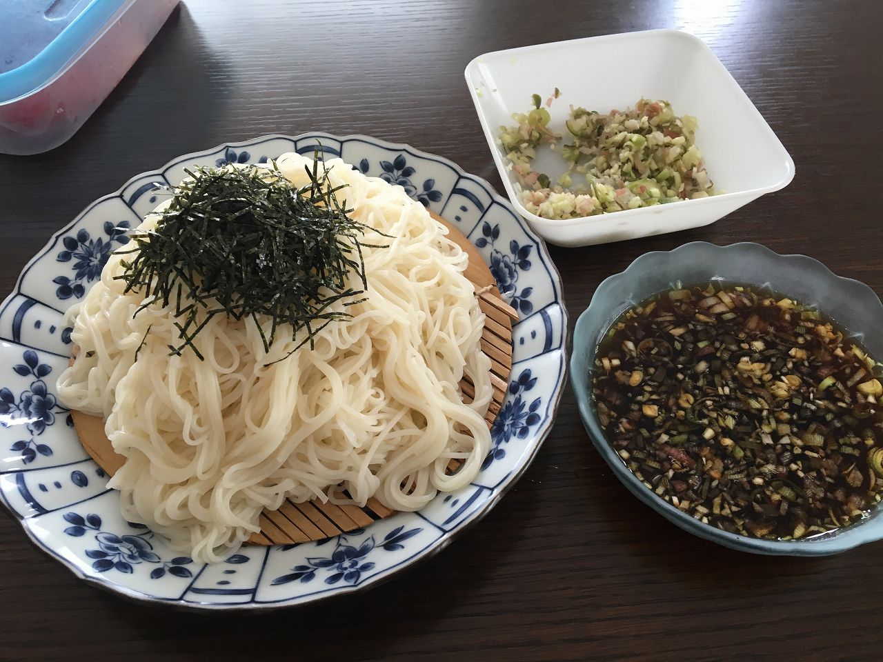 お前らのババアってなんでそうめんを一番まずい方法で食うの お料理速報