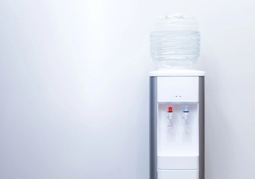 イオンで｢これプレゼントです！｣って急にお菓子渡されてウォーターサーバー契約させられかけたんやが