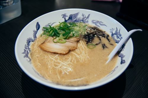 福岡でオヌヌメのラーメンおせーて