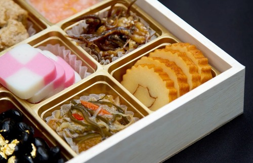 cropC789_osechitodatemaki