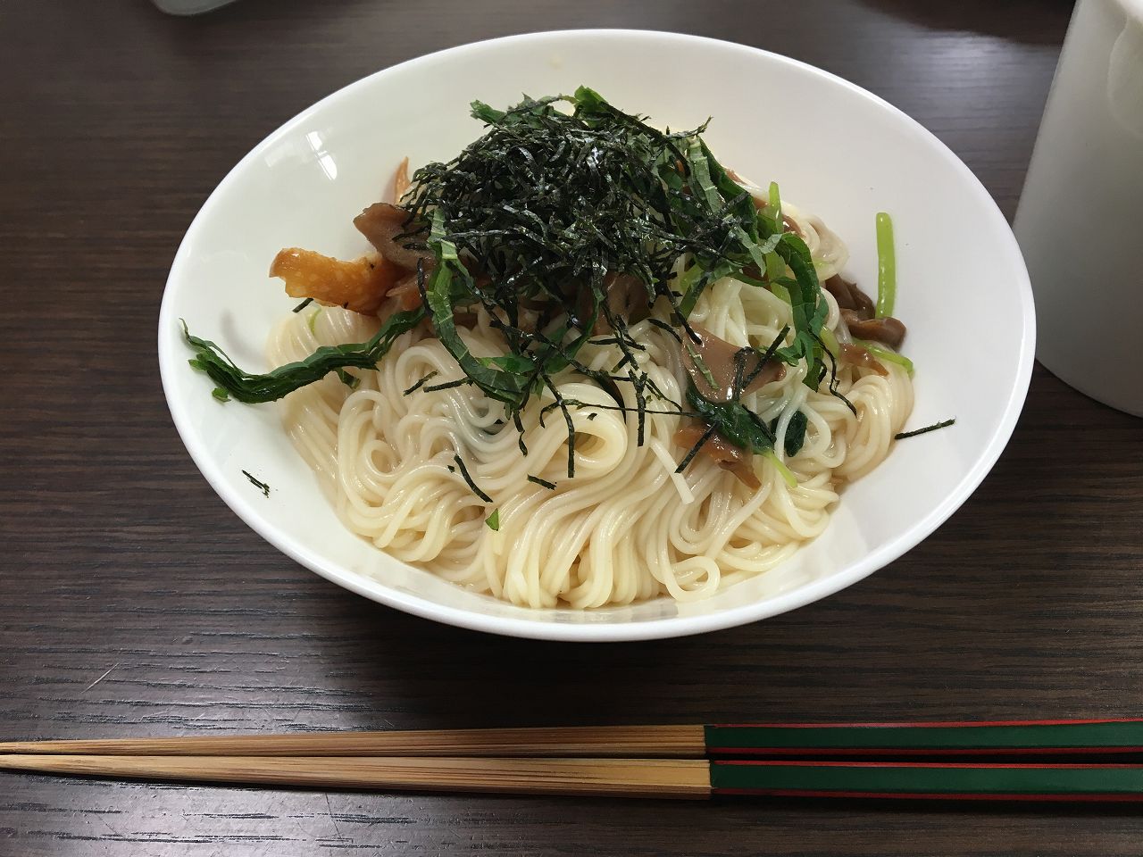 お前らのババアってなんでそうめんを一番まずい方法で食うの お料理速報