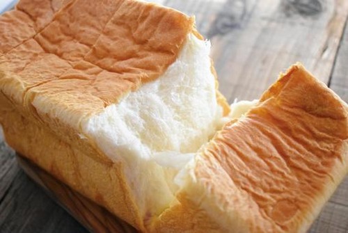 高級食パンブーム終了のお知らせ　値段が高い・日持ちしない・トーストに向いてない