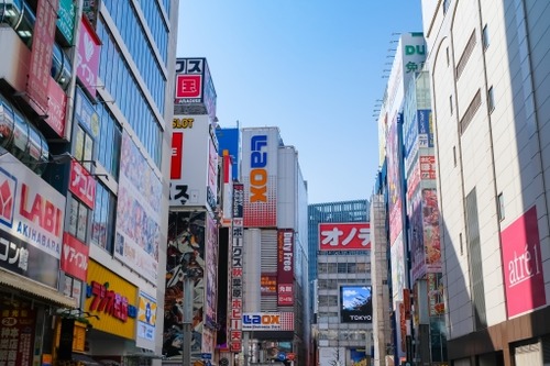 7c84d27ec65f5bebf8511ec78cc9c14e_s