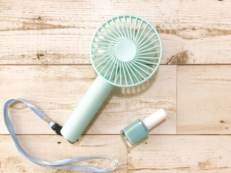ハンディ扇風機