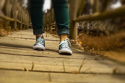 walking-4192782_1280_R