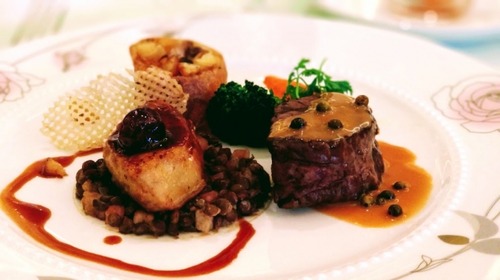 ff925d28e8253ef443abbcb6a4af1228_s