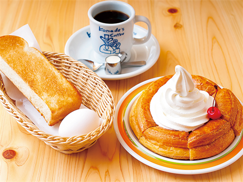 男「ここがコメダ珈琲か……」ｶﾗﾝｶﾗﾝ　客「見ねぇツラだな」客「よそ者がきやがったぜ」