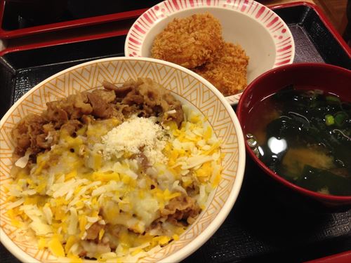 なんJ民「チー牛！チー牛！(チー牛って美味しいんかな…どんな味なんやろ…)」←これ