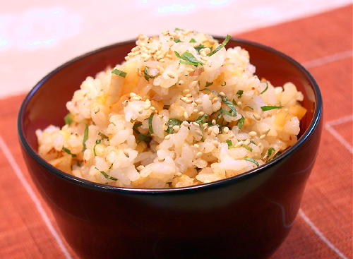 混ぜご飯作った。鶏肉＋舞茸＋ゴボウ。油揚げも入れると良いの？