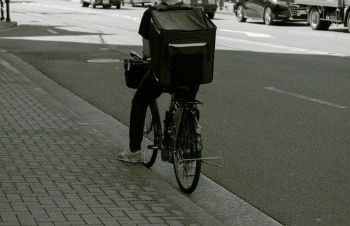 ウーバーイーツ