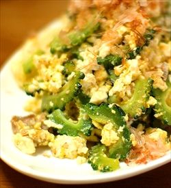 【沖縄】ゴーヤ【苦い】