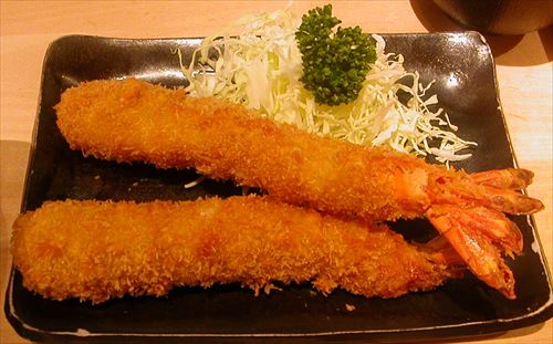 エビフライのしっぽまで食う奴