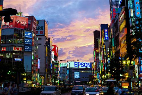 Sunset_over_Shinjuku_R