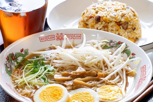 ランチで「ラーメン+炒飯」と「ラーメン+餃子」のどちらを選ぶかという永遠に解けない問題