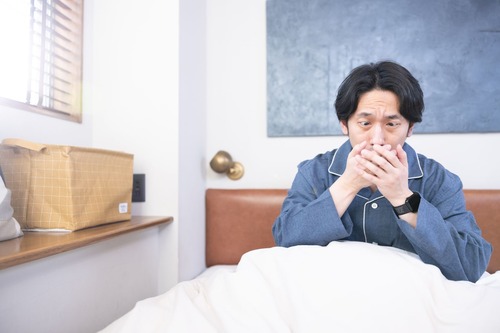 15万のマットレスで寝たら朝腰痛肩こり首痛くてワロタｗｗｗｗｗｗｗｗｗｗｗ