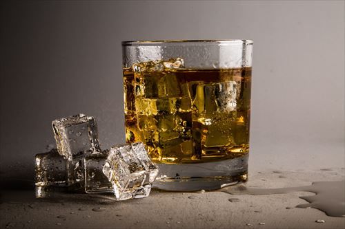 glass-with-whiskey-1462561617wKV_R