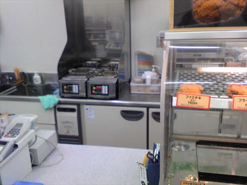 ファミチキ_(3900688542)_R