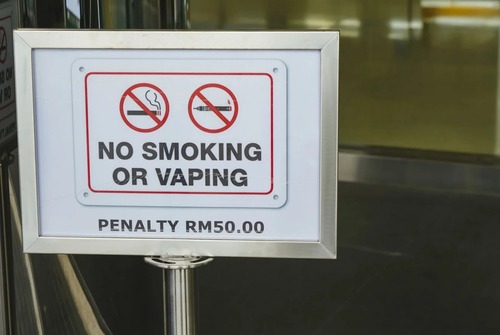 cropUNI18623TABAKONG