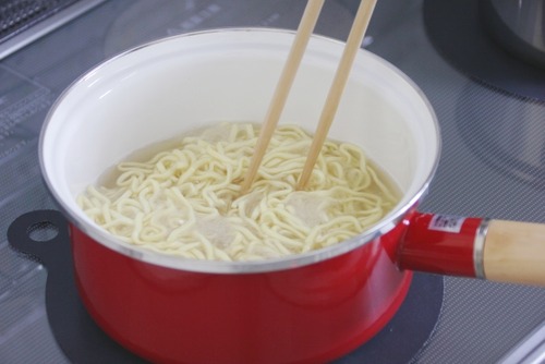 お前らって袋ラーメンを２ついっぺんに作ったりするの？