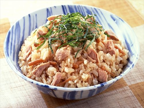 ご飯とシーチキン&マヨネーズの相性がこれでもかと言うくらい良い