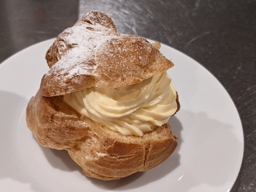 シュークリーム